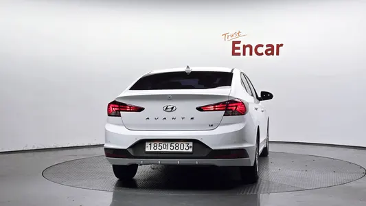 Hyundai AD 1.6 2019 4
