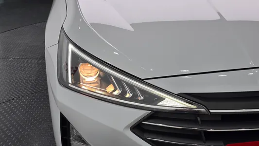Hyundai AD 1.6 2019 22