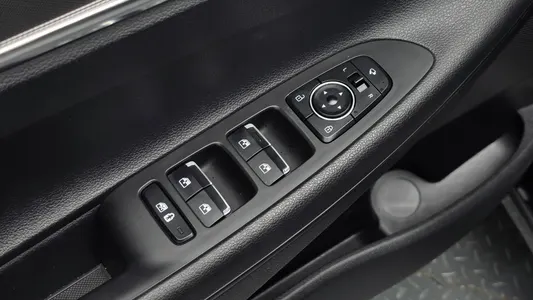Hyundai IG 2.5 2022 18