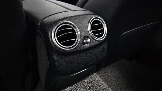 Mercedes-Benz E-Class W213 E250 2019 31