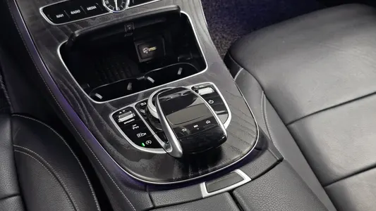 Mercedes-Benz E-Class W213 E250 2019 28