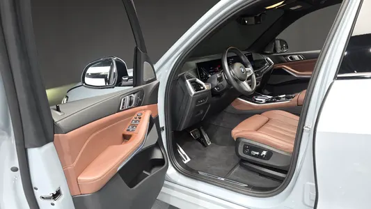 BMW X5 (G05) xDrive 40i M 2024 10
