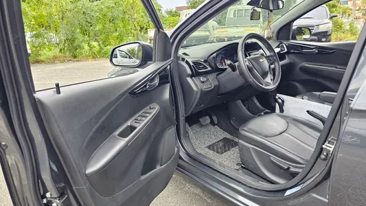 Chevrolet Spark 2020 10