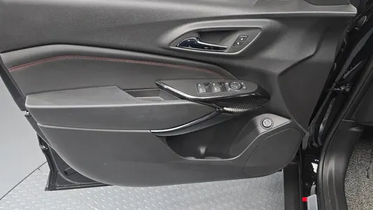 Chevrolet 트랙스 크로스오버 1.2 RS 2023 25