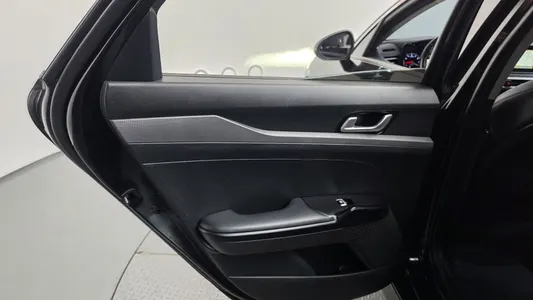 Kia K5 3 2.0 2022 25