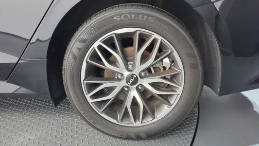 Kia K5 3 2.0 2022 21