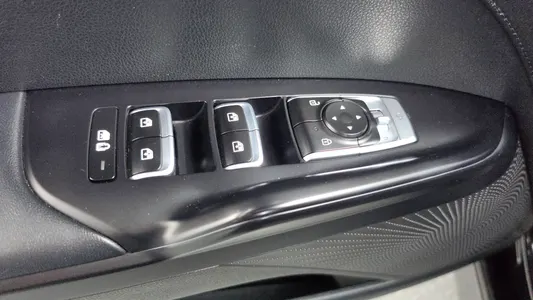 Kia K5 3 2.0 2022 29