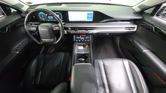 Hyundai (GN7) 2023 7