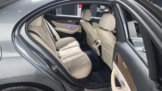 Mercedes-Benz E-Class W213 E250 2021 12
