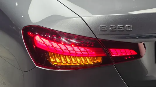 Mercedes-Benz E-Class W213 E250 2021 23