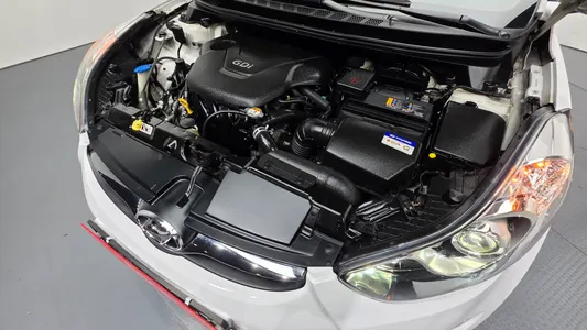 Hyundai MD M16 GDI 2013 5