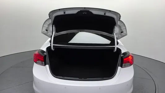 Hyundai MD M16 GDI 2013 19