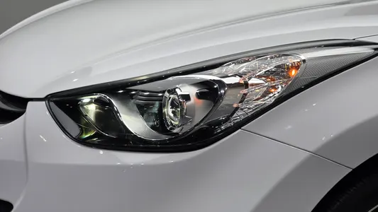 Hyundai MD M16 GDI 2013 22