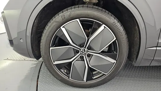 Volkswagen 3 3.0 TDI R-Line 2024 5