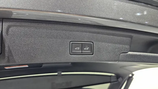 Volkswagen 3 3.0 TDI R-Line 2024 20