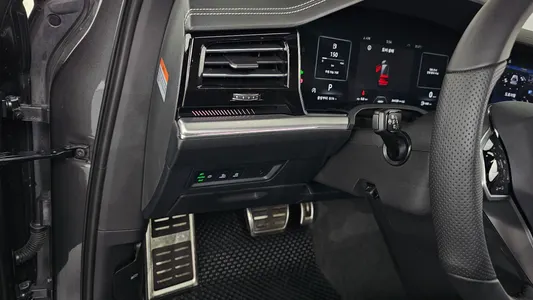 Volkswagen 3 3.0 TDI R-Line 2024 16