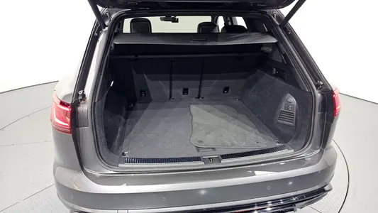 Volkswagen 3 3.0 TDI R-Line 2024 32