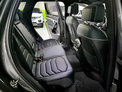 Volkswagen 3 3.0 TDI R-Line 2024 39