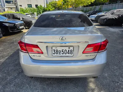 Lexus ES350 2010 4