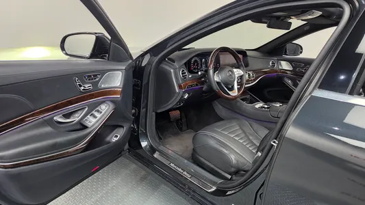 Mercedes-Benz S-Class W222 S560L 4MATIC 2019 9