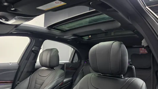 Mercedes-Benz S-Class W222 S560L 4MATIC 2019 18