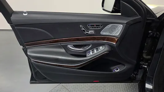 Mercedes-Benz S-Class W222 S560L 4MATIC 2019 24