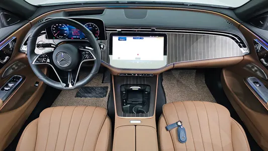 Mercedes-Benz E-Class W214 E300 4MATIC AMG Line 2025 7