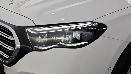 Mercedes-Benz E-Class W214 E300 4MATIC AMG Line 2025 22