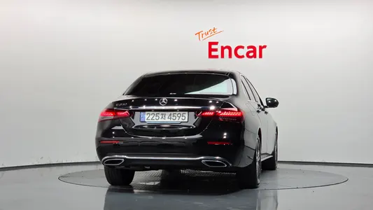 Mercedes-Benz E-Class W213 E250 2023 4