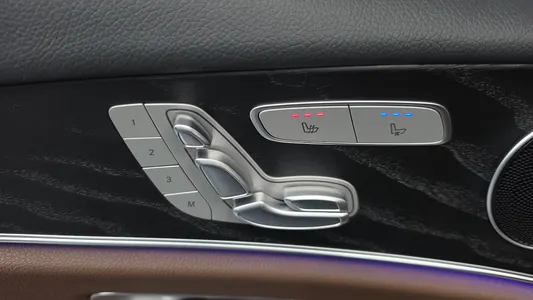 Mercedes-Benz E-Class W213 E250 2023 31