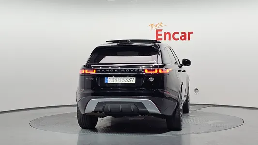 Land Rover 레인지로버 벨라 2.0 D240 R- SE 2017 4