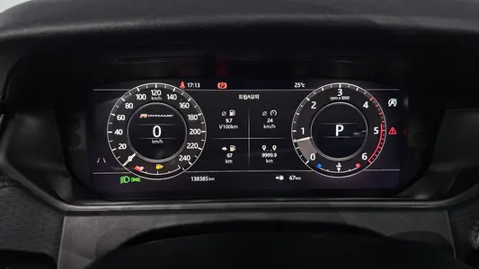 Land Rover 레인지로버 벨라 2.0 D240 R- SE 2017 8