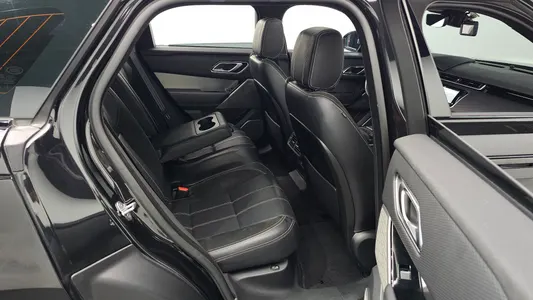 Land Rover 레인지로버 벨라 2.0 D240 R- SE 2017 11