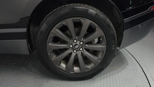 Land Rover 레인지로버 벨라 2.0 D240 R- SE 2017 21