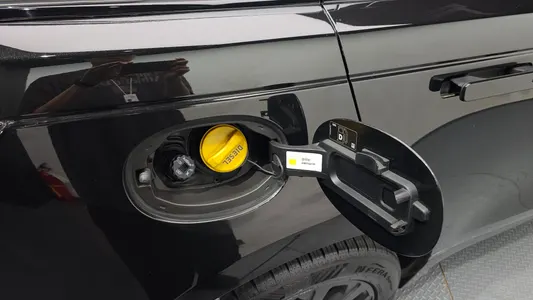 Land Rover 레인지로버 벨라 2.0 D240 R- SE 2017 33