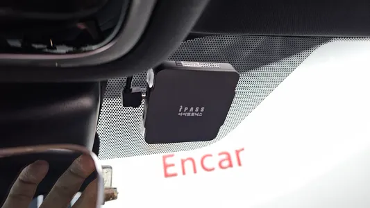 Land Rover 레인지로버 벨라 2.0 D240 R- SE 2017 28