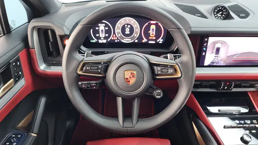 Porsche (PO536) 3.0 2025 13