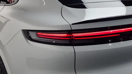 Porsche (PO536) 3.0 2025 23