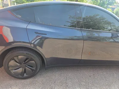 Tesla Y RWD 2026 11