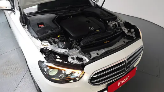 Mercedes-Benz E-Class W213 E350 4MATIC 2023 5
