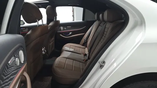 Mercedes-Benz E-Class W213 E350 4MATIC 2023 11