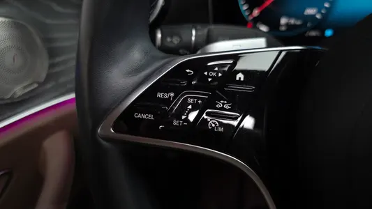 Mercedes-Benz E-Class W213 E350 4MATIC 2023 35