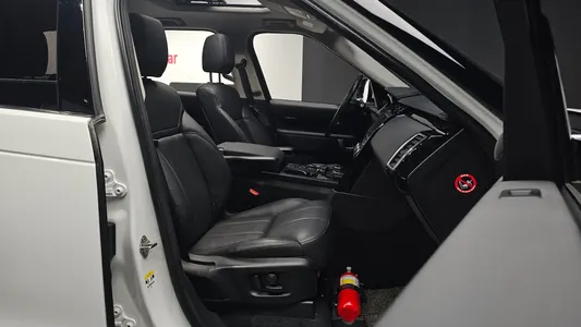 Land Rover 5 2.0 SD4 SE 2018 10