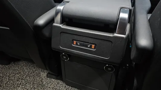 Land Rover 5 2.0 SD4 SE 2018 18