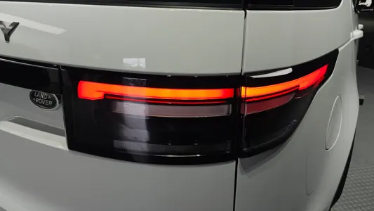 Land Rover 5 2.0 SD4 SE 2018 23
