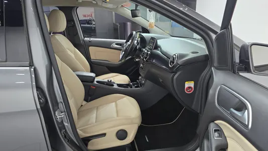 Mercedes-Benz B-Class W246 B200 CDI 2012 26