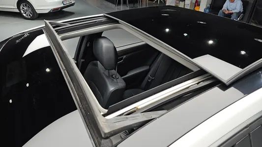 Mercedes-Benz E-Class W212 E300 2013 19