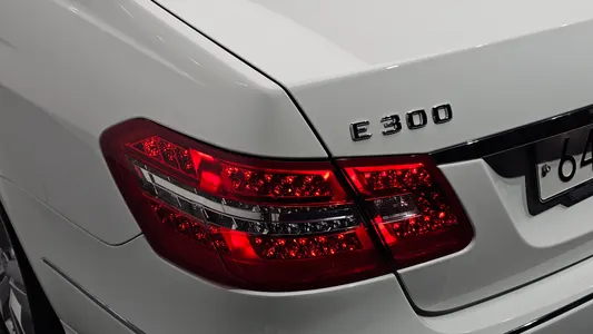 Mercedes-Benz E-Class W212 E300 2013 23