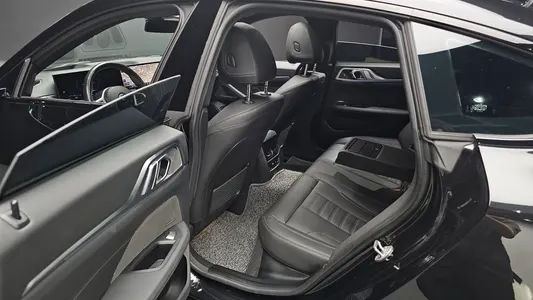 BMW i4 eDrive40 M 2024 12