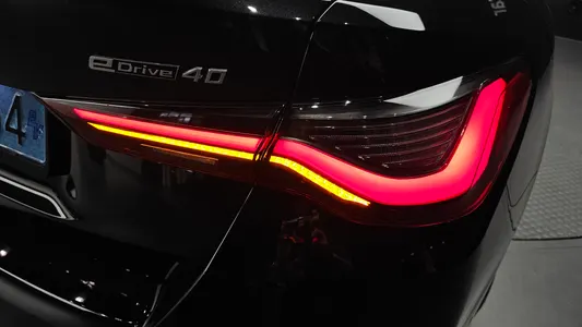 BMW i4 eDrive40 M 2024 23